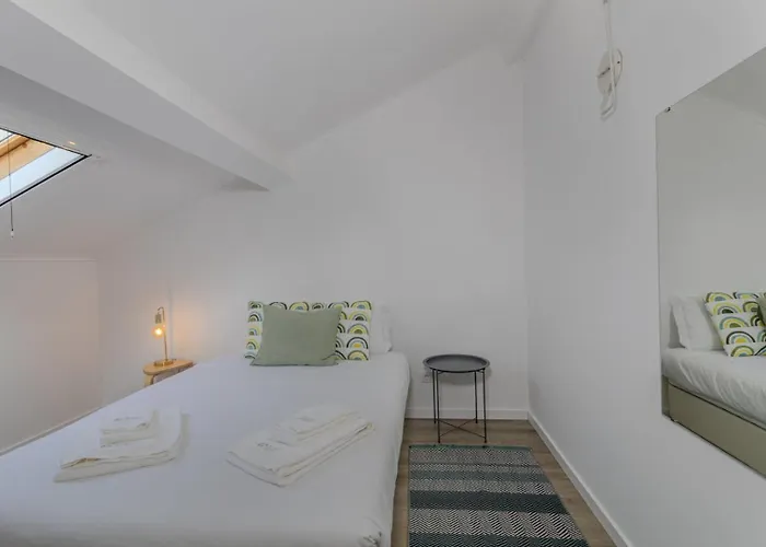 Guestready - Sisters' Sweet *