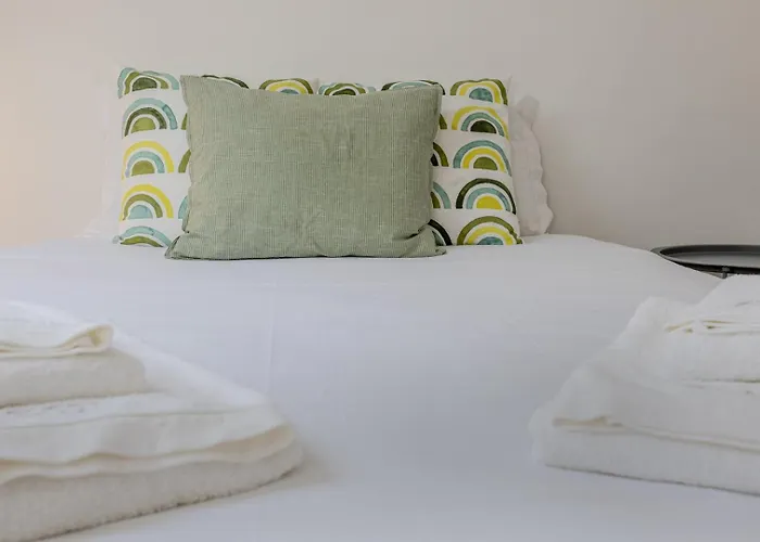 Guestready - Sisters' Sweet *