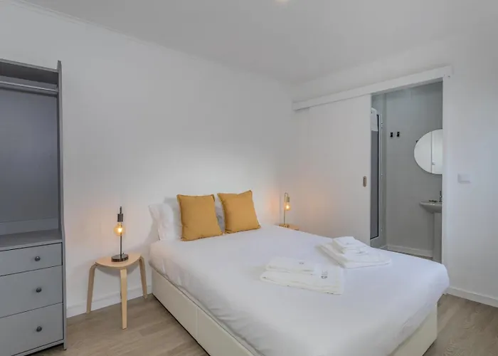 Guestready - Sisters' Sweet *